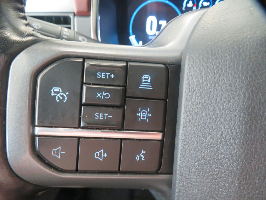 Photo 32 of this FORD F150