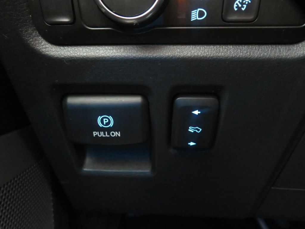 Photo 35 of this FORD F150