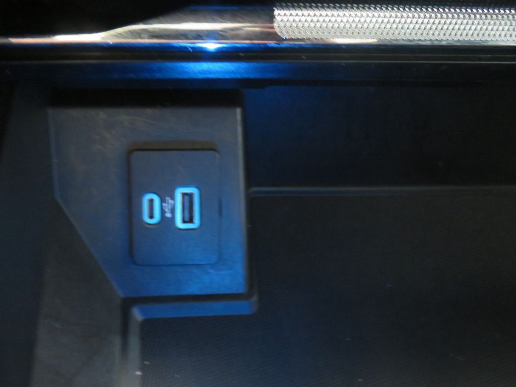 Photo 45 of this FORD F150