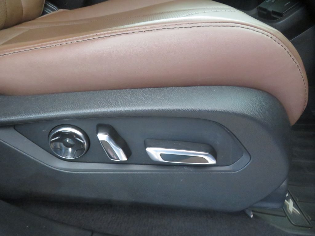 Photo 25 of this ACURA RDX