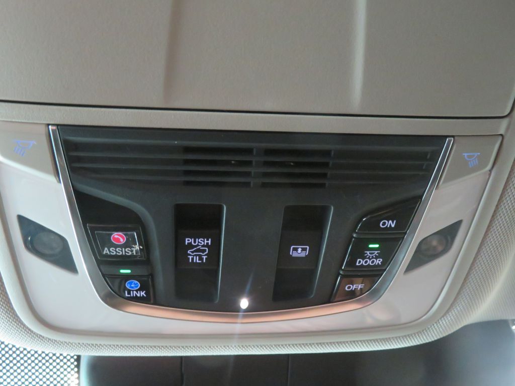 Photo 44 of this ACURA RDX