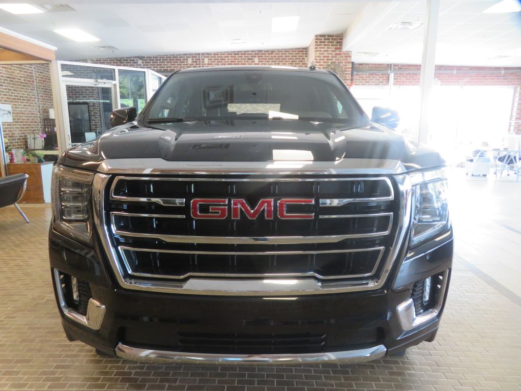 Photo 3 of this GMC YUKON XL