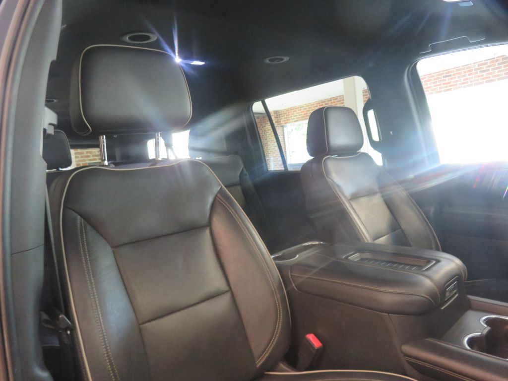 Photo 33 of this GMC YUKON XL