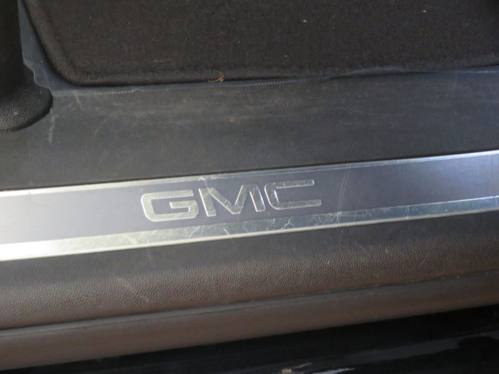 Photo 35 of this GMC YUKON XL