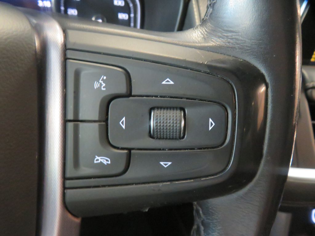 Photo 40 of this GMC YUKON XL