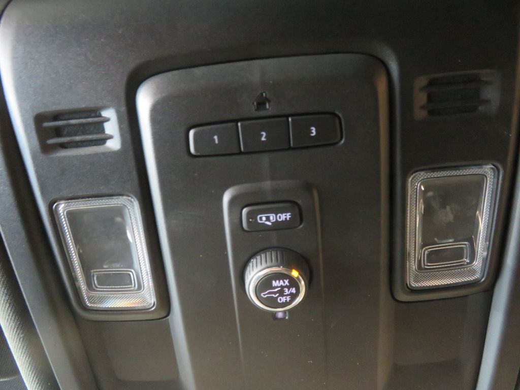 Photo 48 of this GMC YUKON XL