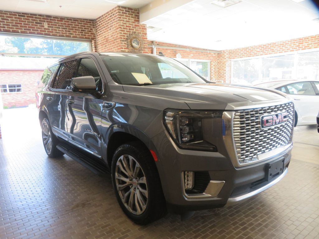 Photo 3 of this GMC YUKON