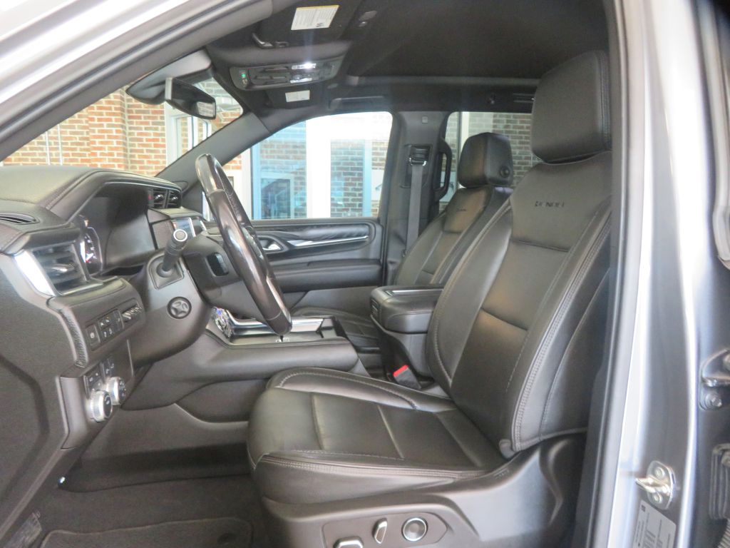 Photo 15 of this GMC YUKON