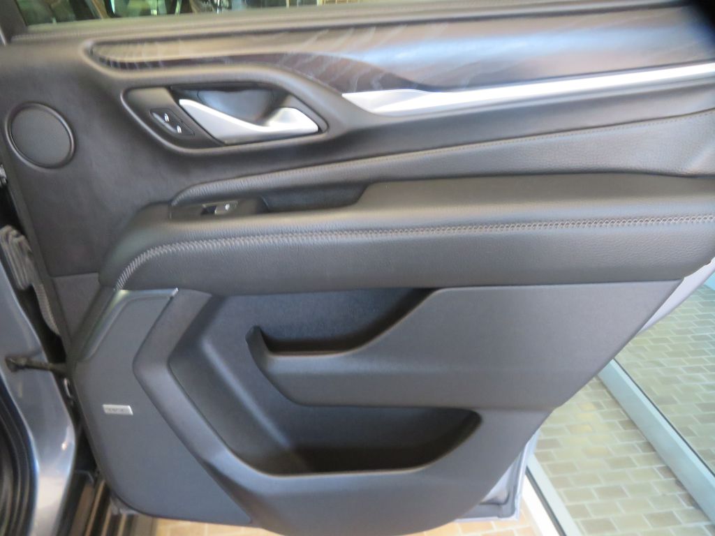 Photo 24 of this GMC YUKON