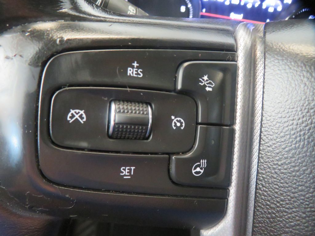 Photo 37 of this GMC YUKON
