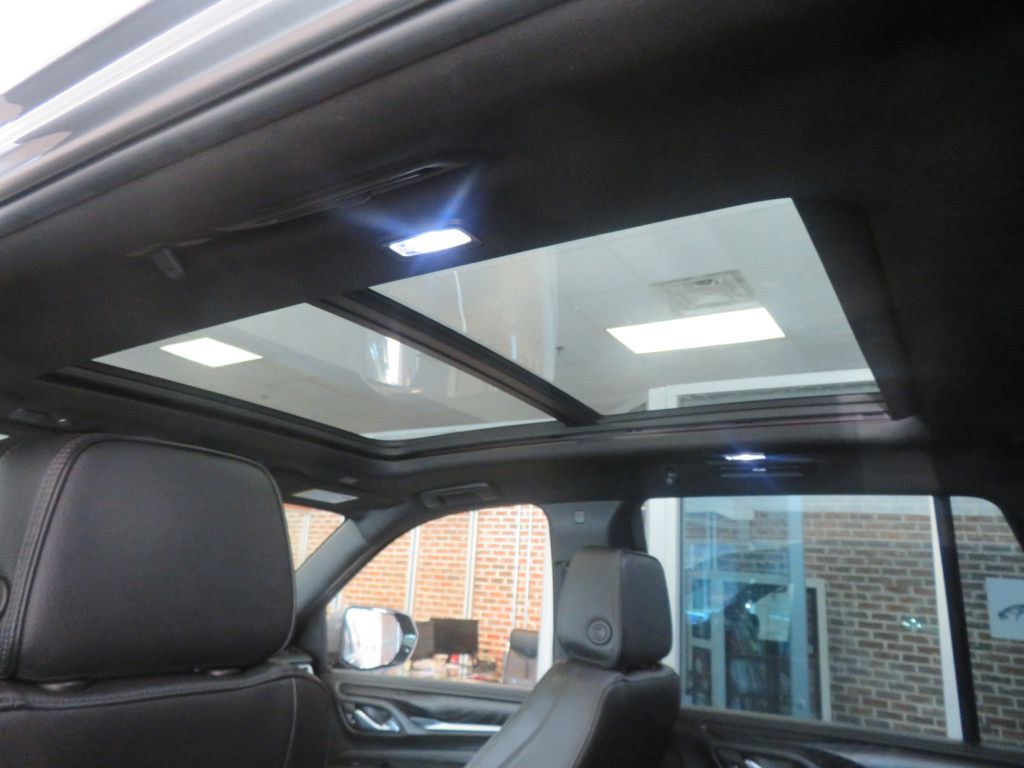 Photo 60 of this GMC YUKON