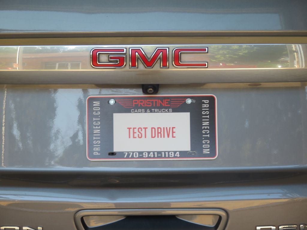 Photo 81 of this GMC YUKON
