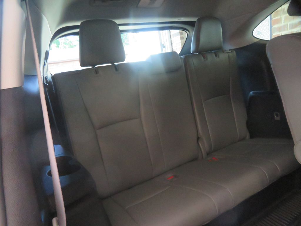 Photo 29 of this TOYOTA HIGHLANDER