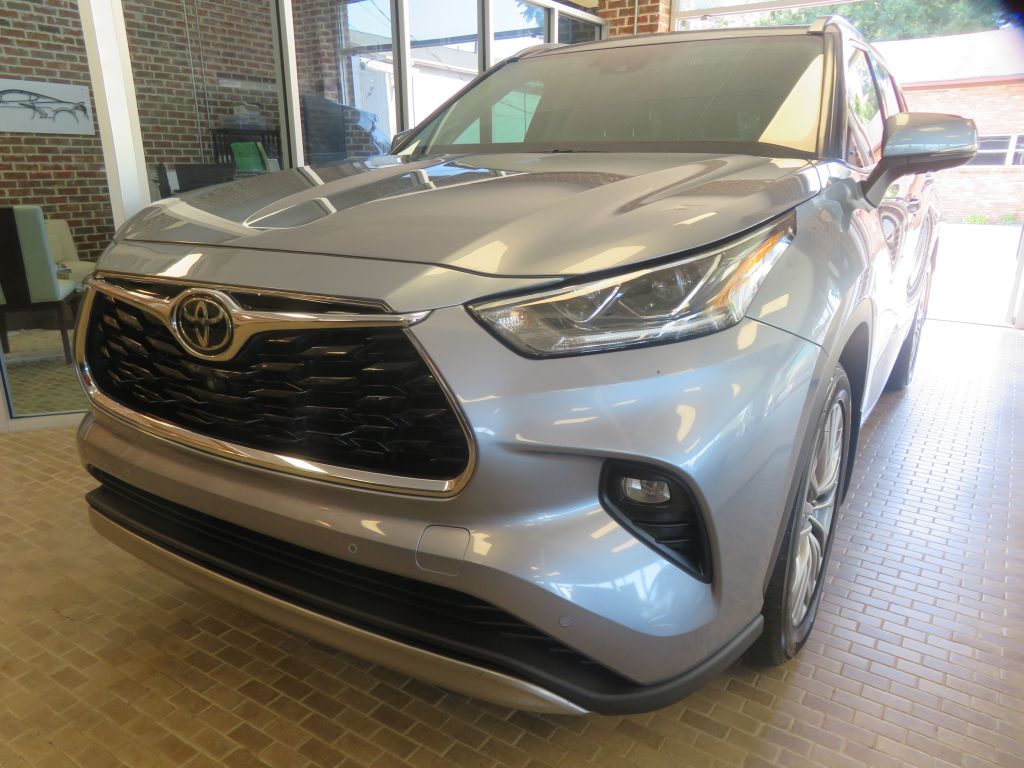 Photo 75 of this TOYOTA HIGHLANDER