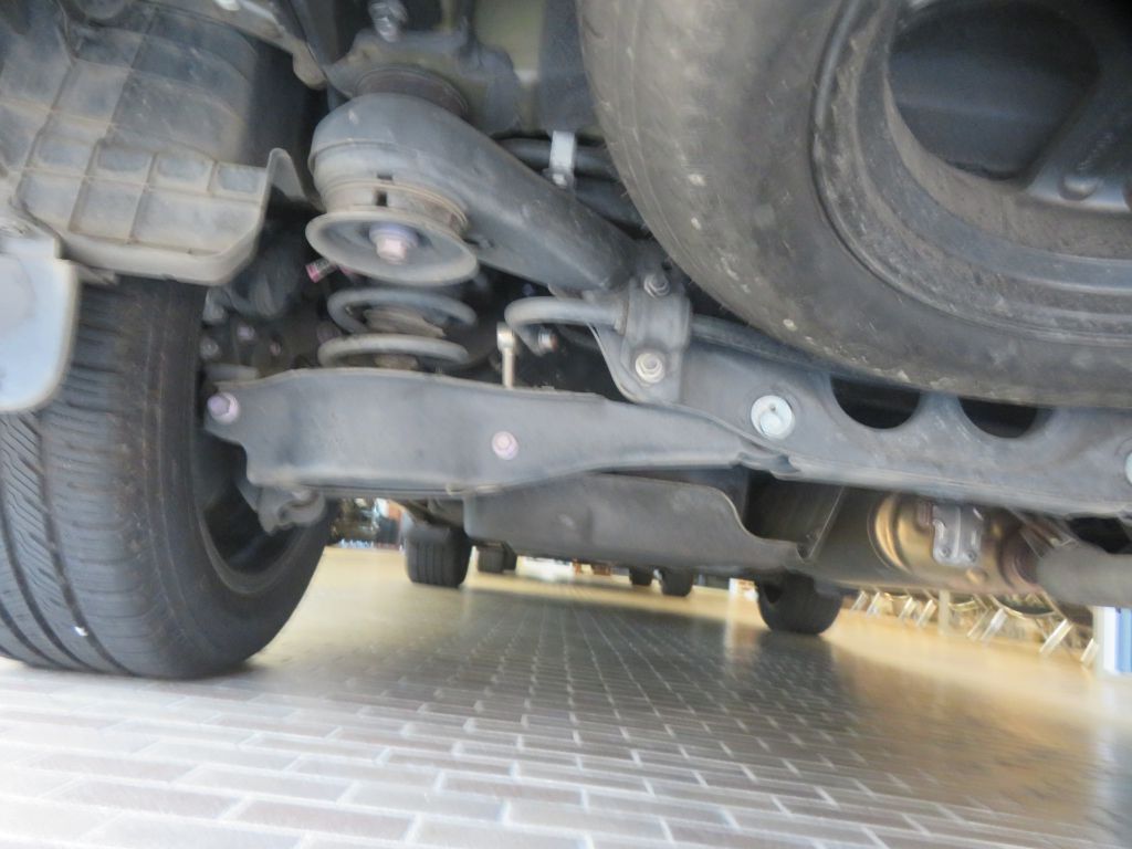 Photo 88 of this TOYOTA HIGHLANDER