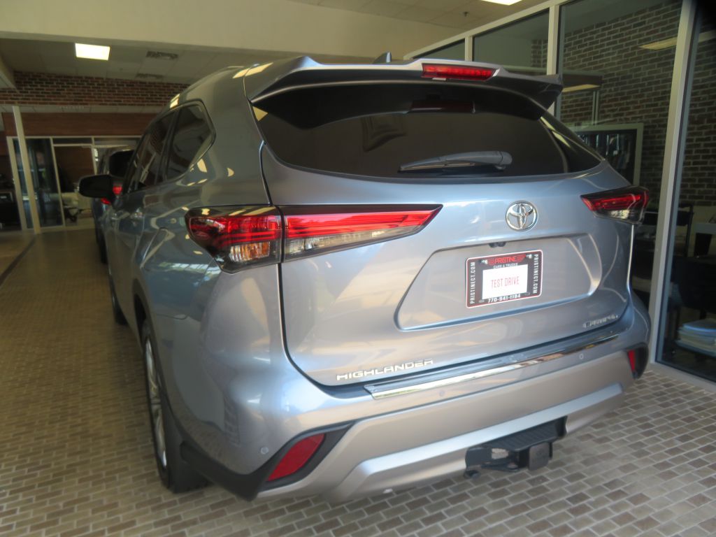Photo 89 of this TOYOTA HIGHLANDER