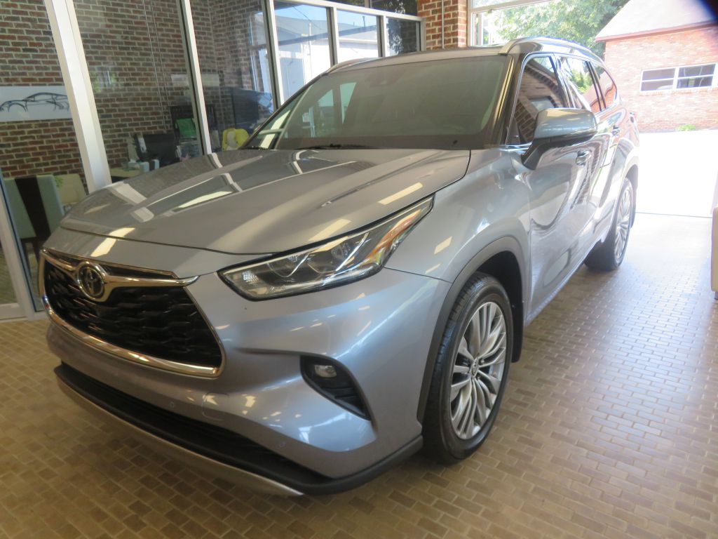 Photo 94 of this TOYOTA HIGHLANDER
