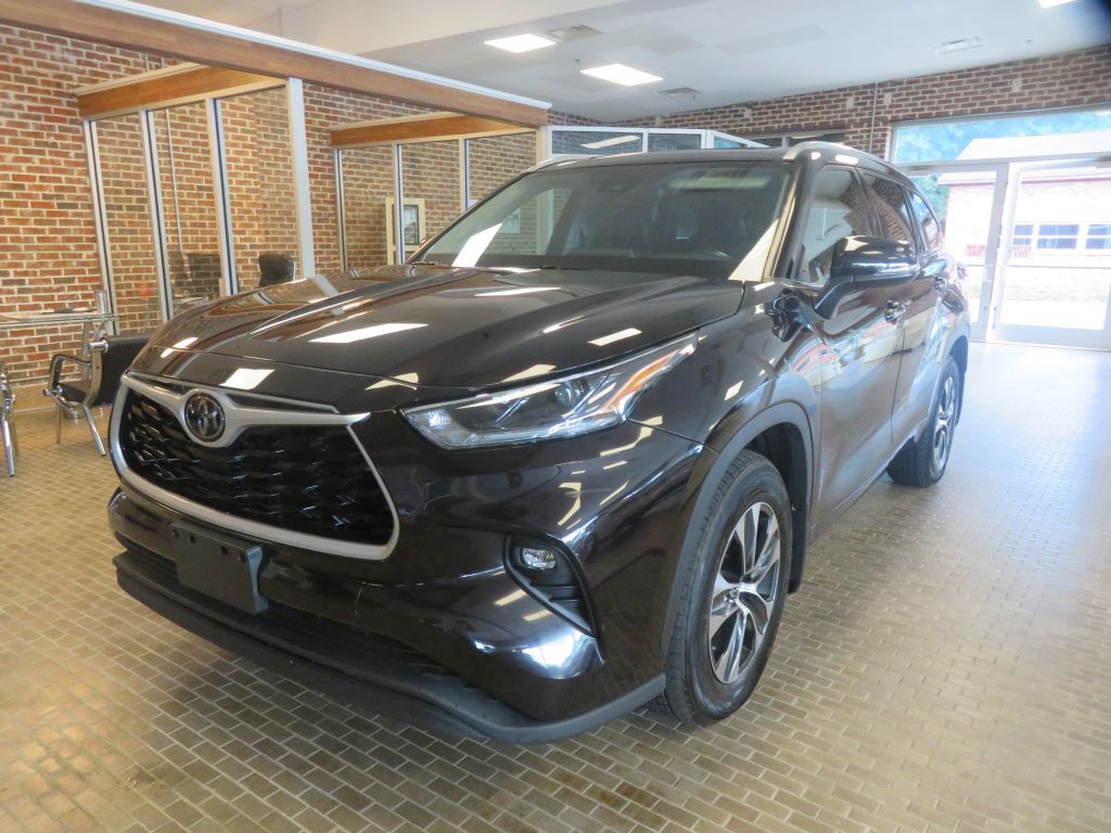 2021 TOYOTA HIGHLANDER AWD