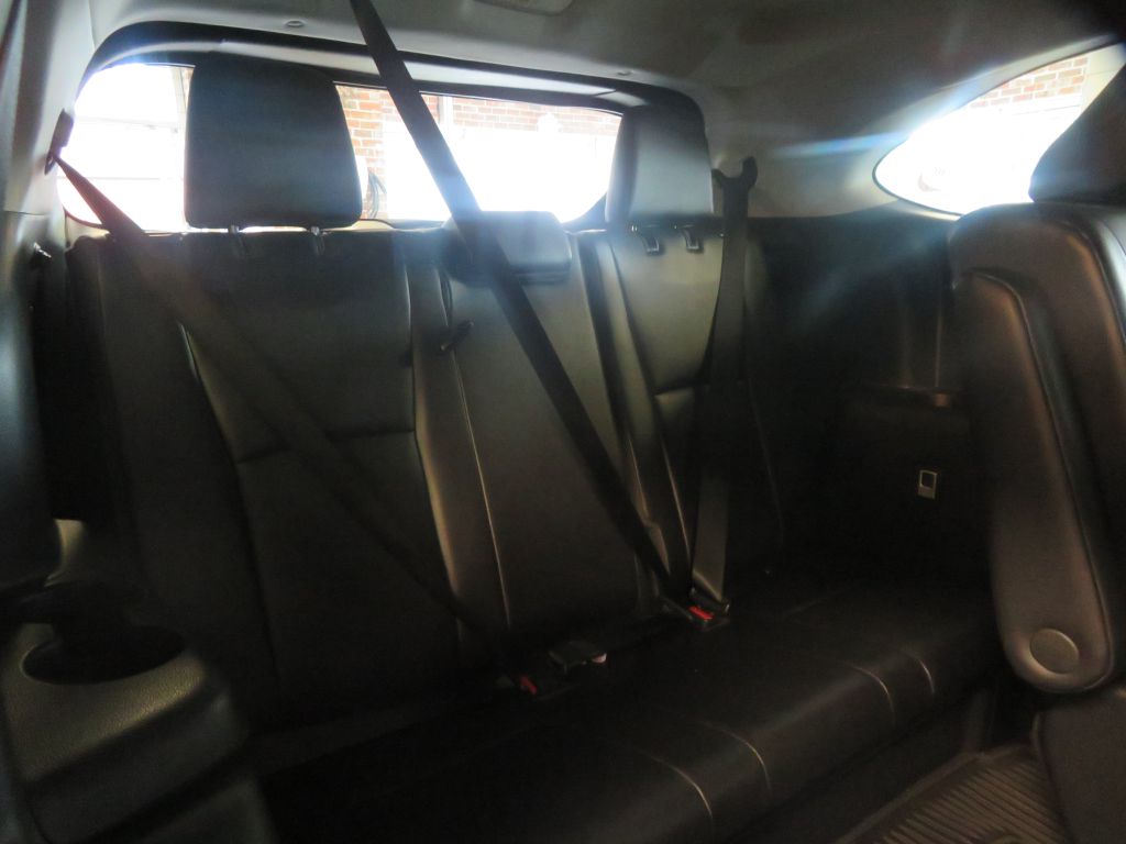 Photo 29 of this TOYOTA HIGHLANDER AWD