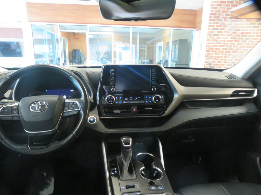 Photo 55 of this TOYOTA HIGHLANDER AWD