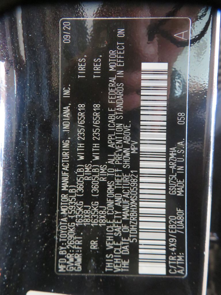 Photo 83 of this TOYOTA HIGHLANDER AWD