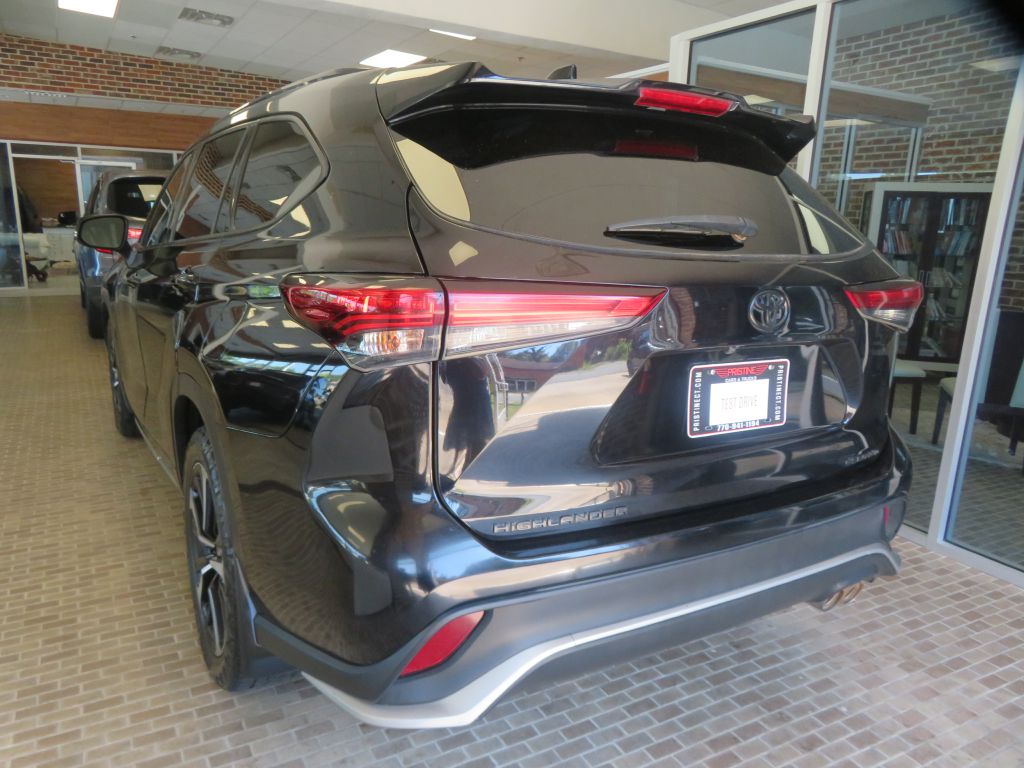 Photo 6 of this TOYOTA HIGHLANDER