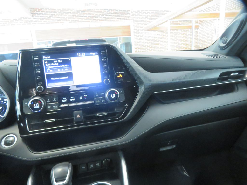 Photo 42 of this TOYOTA HIGHLANDER
