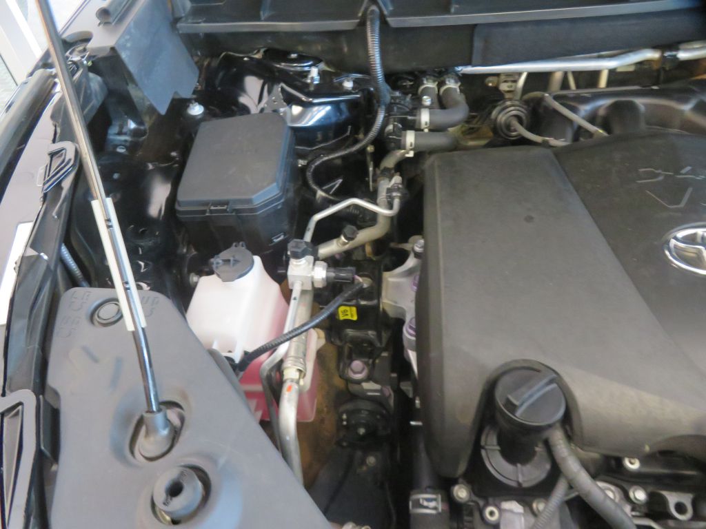 Photo 67 of this TOYOTA HIGHLANDER