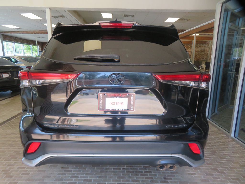 Photo 77 of this TOYOTA HIGHLANDER
