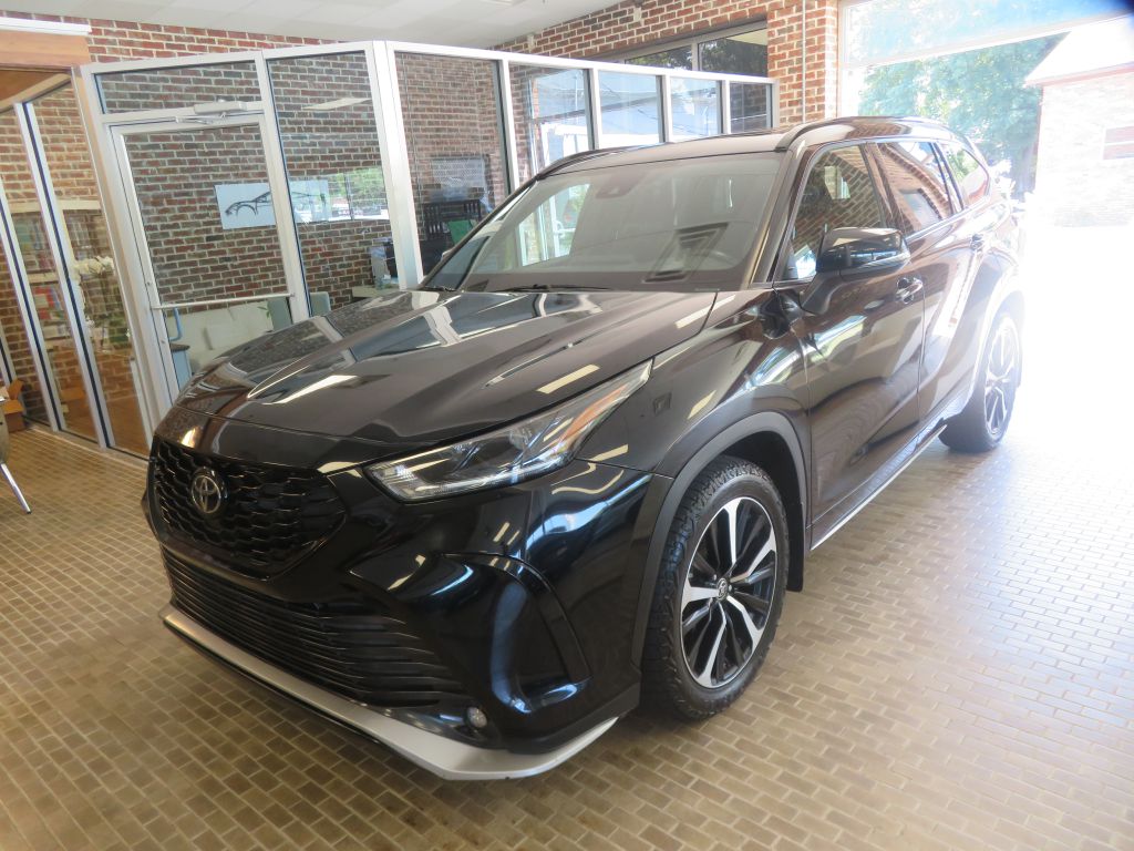 Photo 89 of this TOYOTA HIGHLANDER