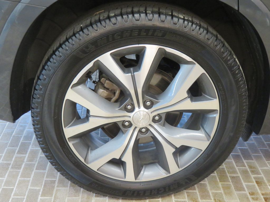 Photo 9 of this HYUNDAI PALISADE