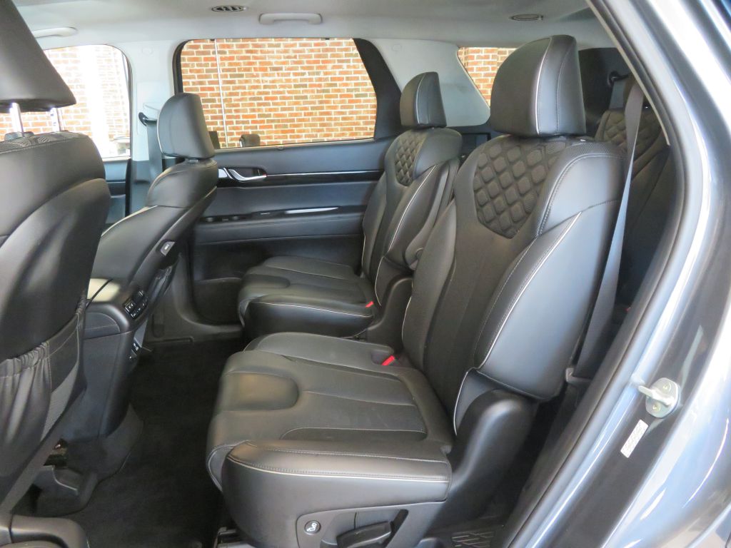Photo 20 of this HYUNDAI PALISADE
