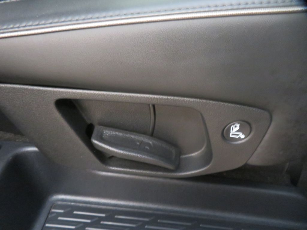 Photo 26 of this HYUNDAI PALISADE