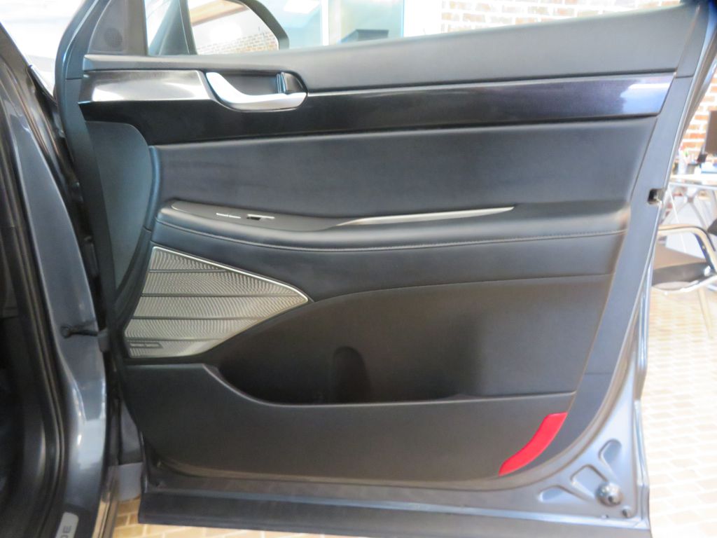 Photo 29 of this HYUNDAI PALISADE