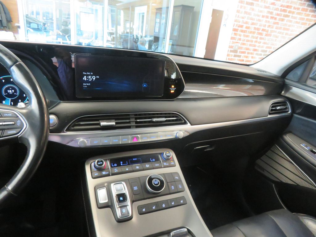 Photo 43 of this HYUNDAI PALISADE