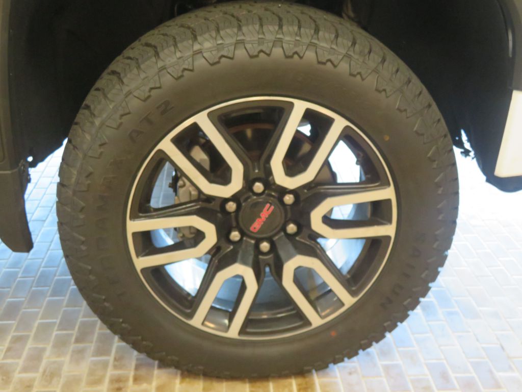 Photo 10 of this GMC SIERRA AT4