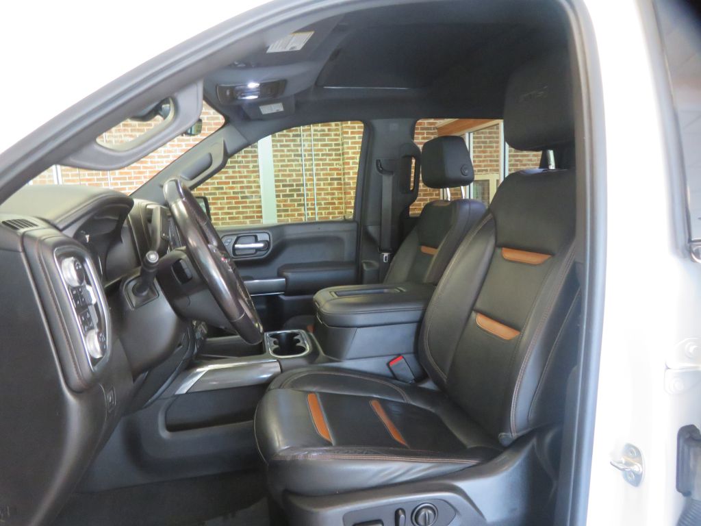 Photo 15 of this GMC SIERRA AT4