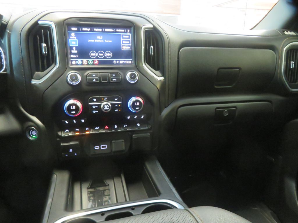 Photo 39 of this GMC SIERRA AT4