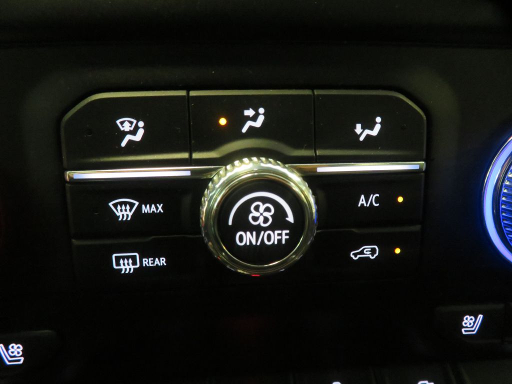 Photo 52 of this GMC SIERRA AT4
