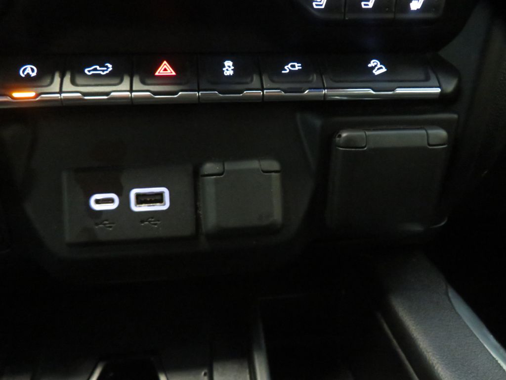 Photo 53 of this GMC SIERRA AT4