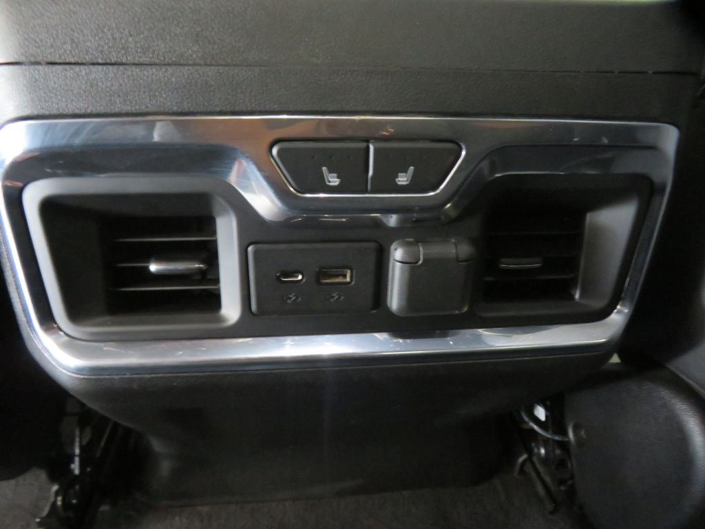Photo 63 of this GMC SIERRA AT4