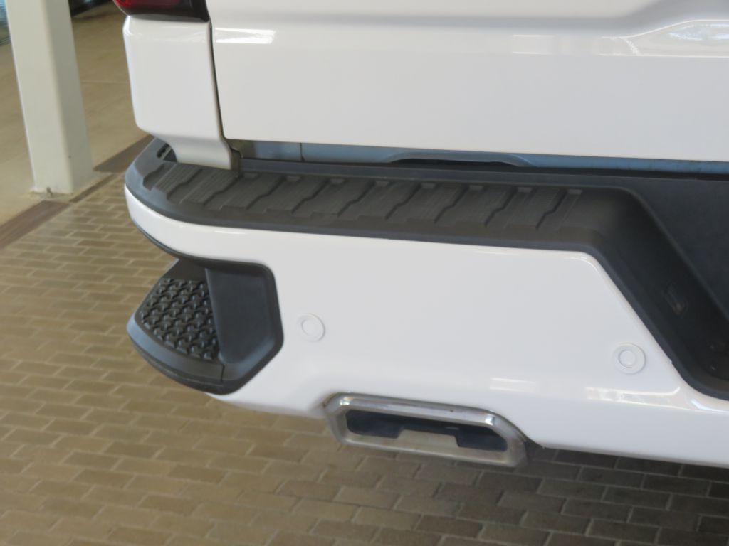 Photo 90 of this GMC SIERRA AT4