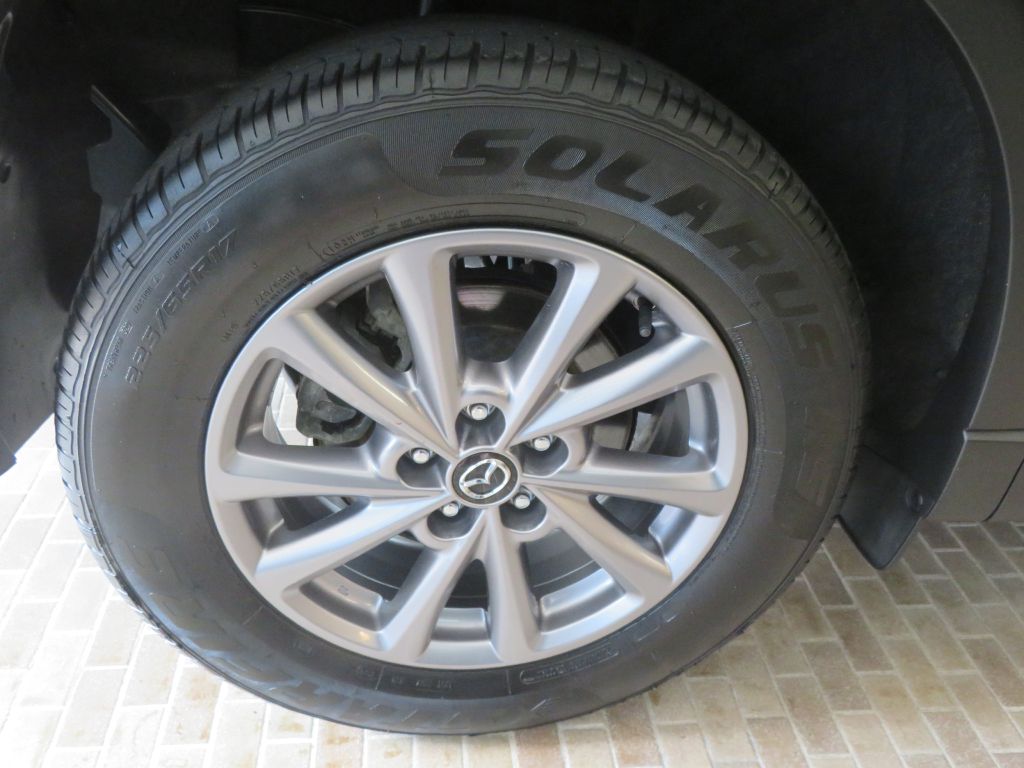 Photo 9 of this MAZDA CX-5