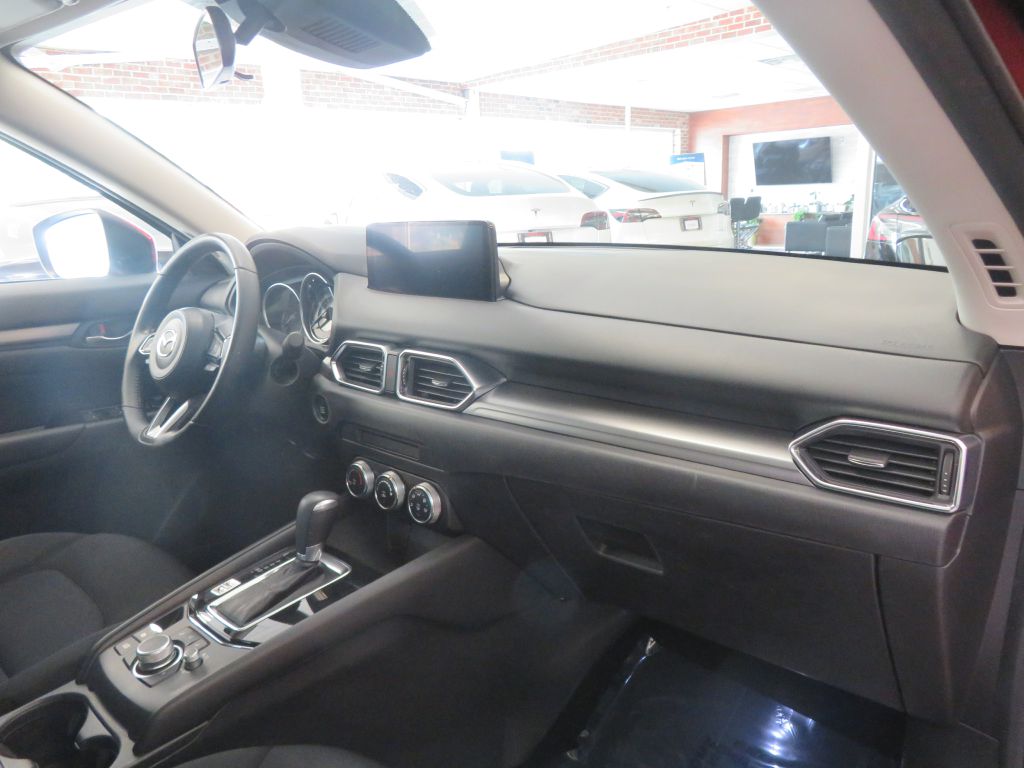 Photo 28 of this MAZDA CX-5