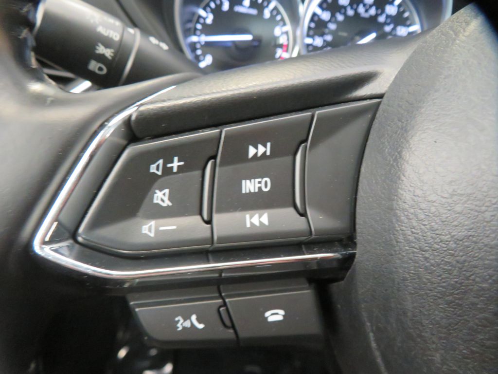 Photo 32 of this MAZDA CX-5