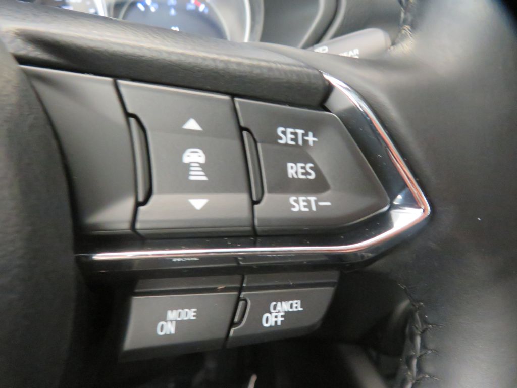 Photo 33 of this MAZDA CX-5