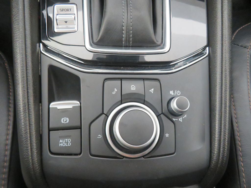Photo 41 of this MAZDA CX-5