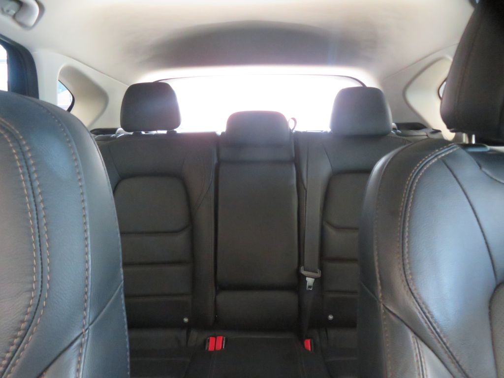 Photo 43 of this MAZDA CX-5
