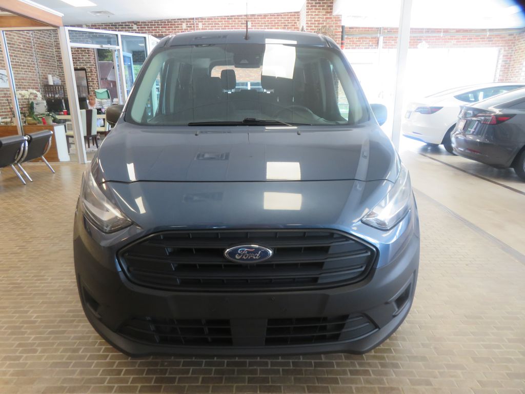 Photo 2 of this FORD TRANSIT CONNECT