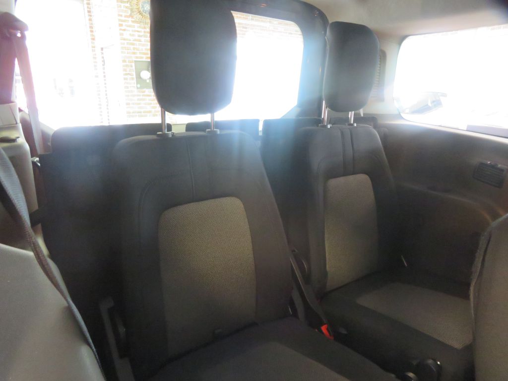 Photo 20 of this FORD TRANSIT CONNECT